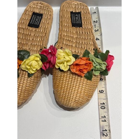 TWO’S COMPANY Woven Boho Rattan Flower Slide Slippers Medium 8-8.5 - Picture 6 of 6